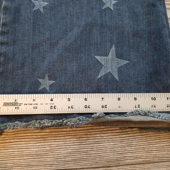 Flare Jeans with Stars Women's Size 6 High Rise - Picture 7 of 8